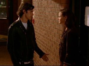 4-21-last-week-fights-this-week-tights-rory-and-jess-7448244-400-300